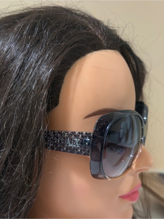 Armani exchange Oversized Women\'s Sunglasses - Black Gradient main image 9